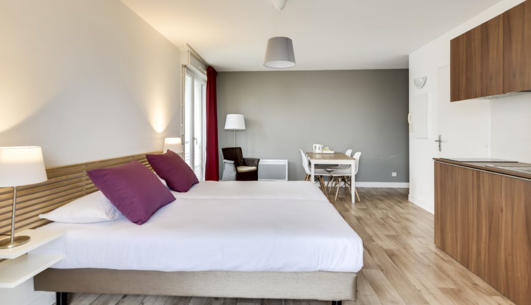 Appart hôtel Suite Junior Pau Victoria Garden - Chambre